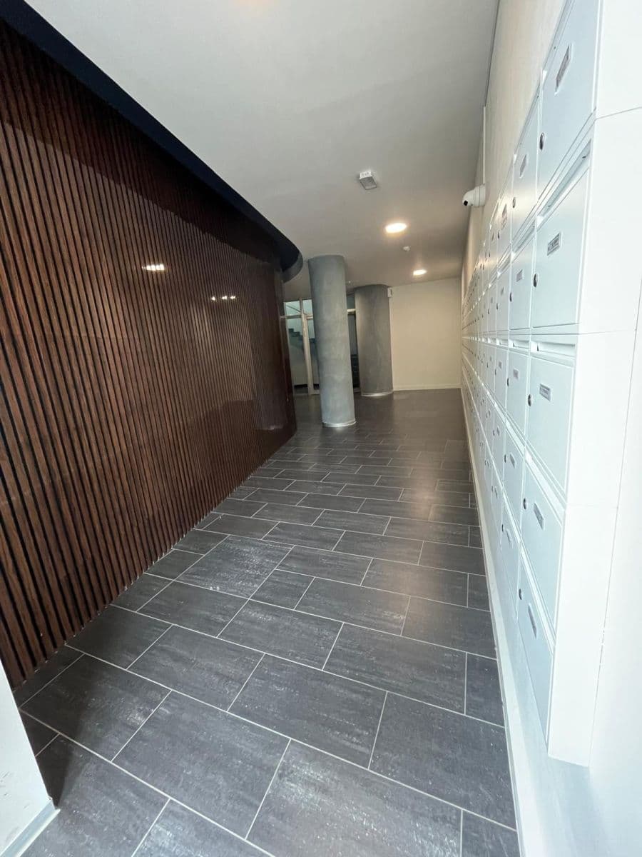 Studio flat to rent, 23 m², Suchdolské náměstí, Prague, Prague Studio flat to rent, 23 m², Suchdolské náměstí, Prague, Prague