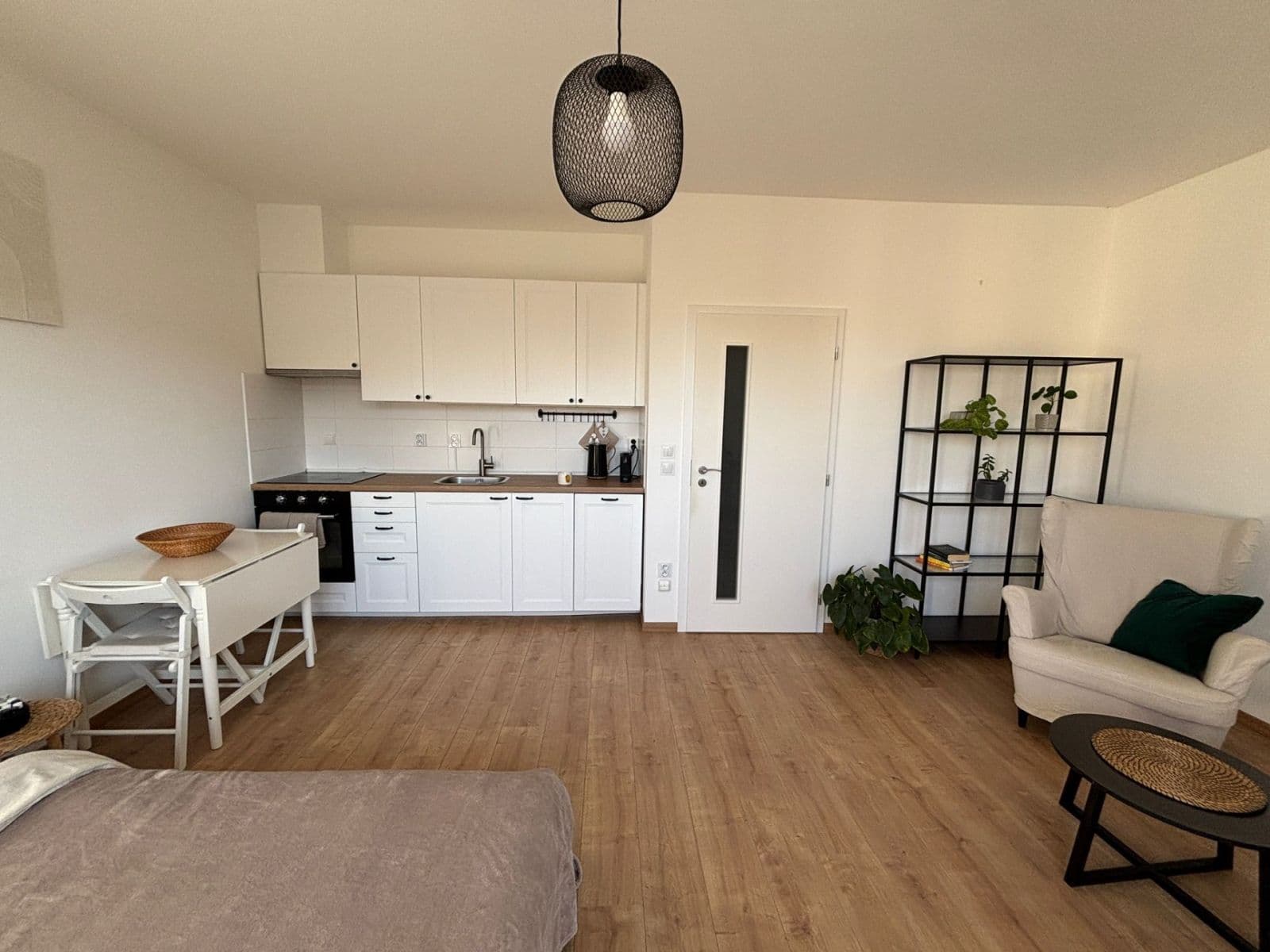 Studio flat to rent, 36 m², Za Valem, Prague, Prague Studio flat to rent, 36 m², Za Valem, Prague, Prague