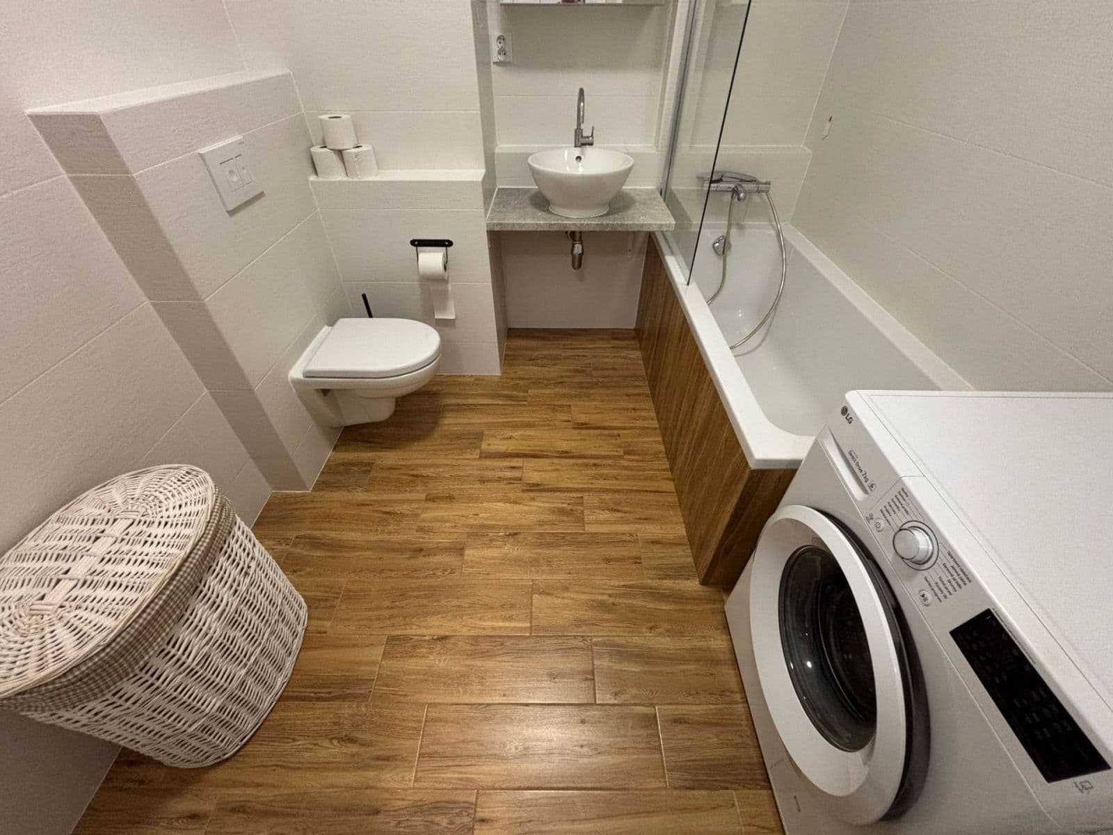 Studio flat to rent, 36 m², Za Valem, Prague, Prague Studio flat to rent, 36 m², Za Valem, Prague, Prague