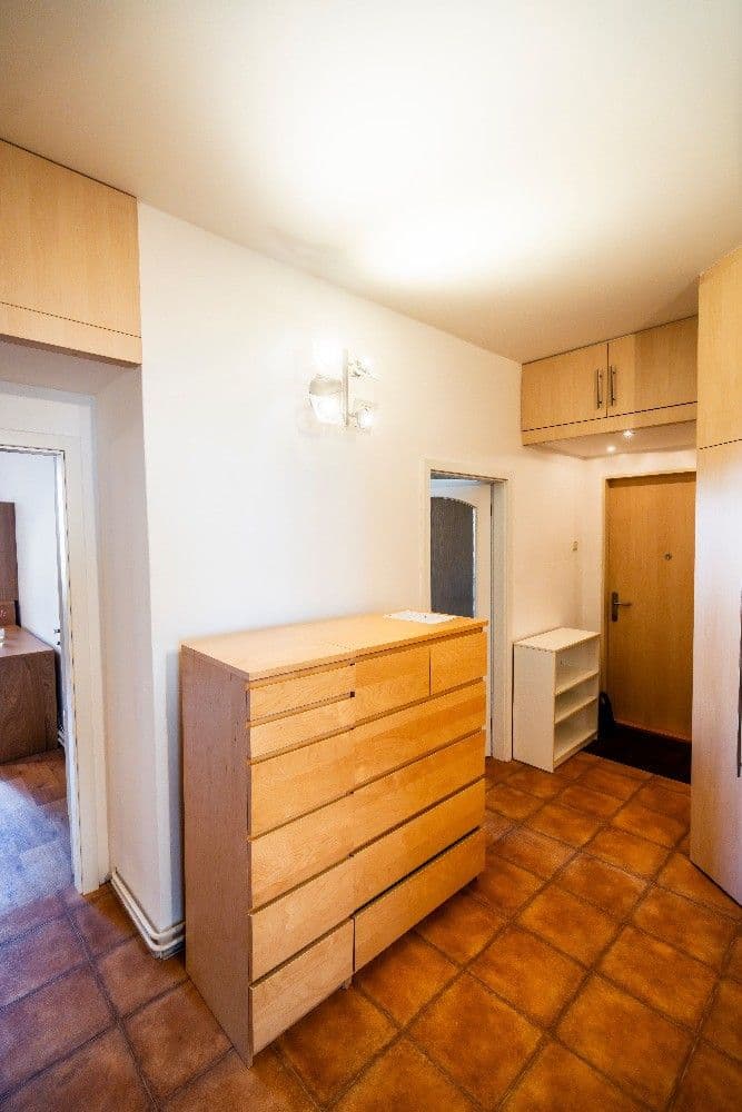 3 bedroom flat to rent, 103 m², Lotyšská, Prague, Prague 3 bedroom flat to rent, 103 m², Lotyšská, Prague, Prague