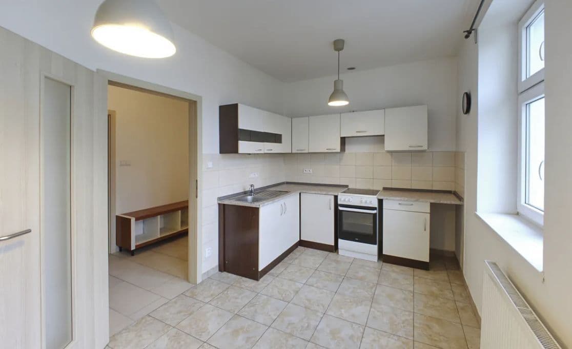 1 bedroom flat to rent, 56 m², Tovární, Plzeň, Plzeňský Region 1 bedroom flat to rent, 56 m², Tovární, Plzeň, Plzeňský Region