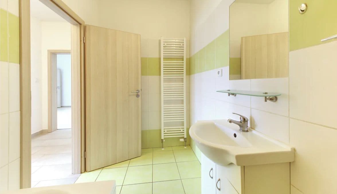 1 bedroom flat to rent, 56 m², Tovární, Plzeň, Plzeňský Region 1 bedroom flat to rent, 56 m², Tovární, Plzeň, Plzeňský Region