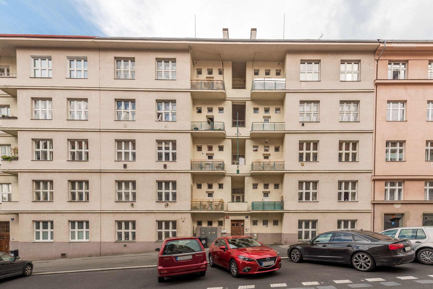 1 bedroom with open-plan kitchen flat to rent, 50 m², Buzulucká, Prague, Prague 1 bedroom with open-plan kitchen flat to rent, 50 m², Buzulucká, Prague, Prague