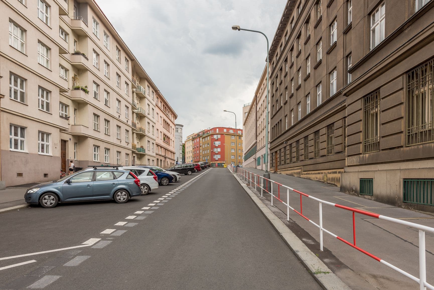 1 bedroom with open-plan kitchen flat to rent, 50 m², Buzulucká, Prague, Prague 1 bedroom with open-plan kitchen flat to rent, 50 m², Buzulucká, Prague, Prague