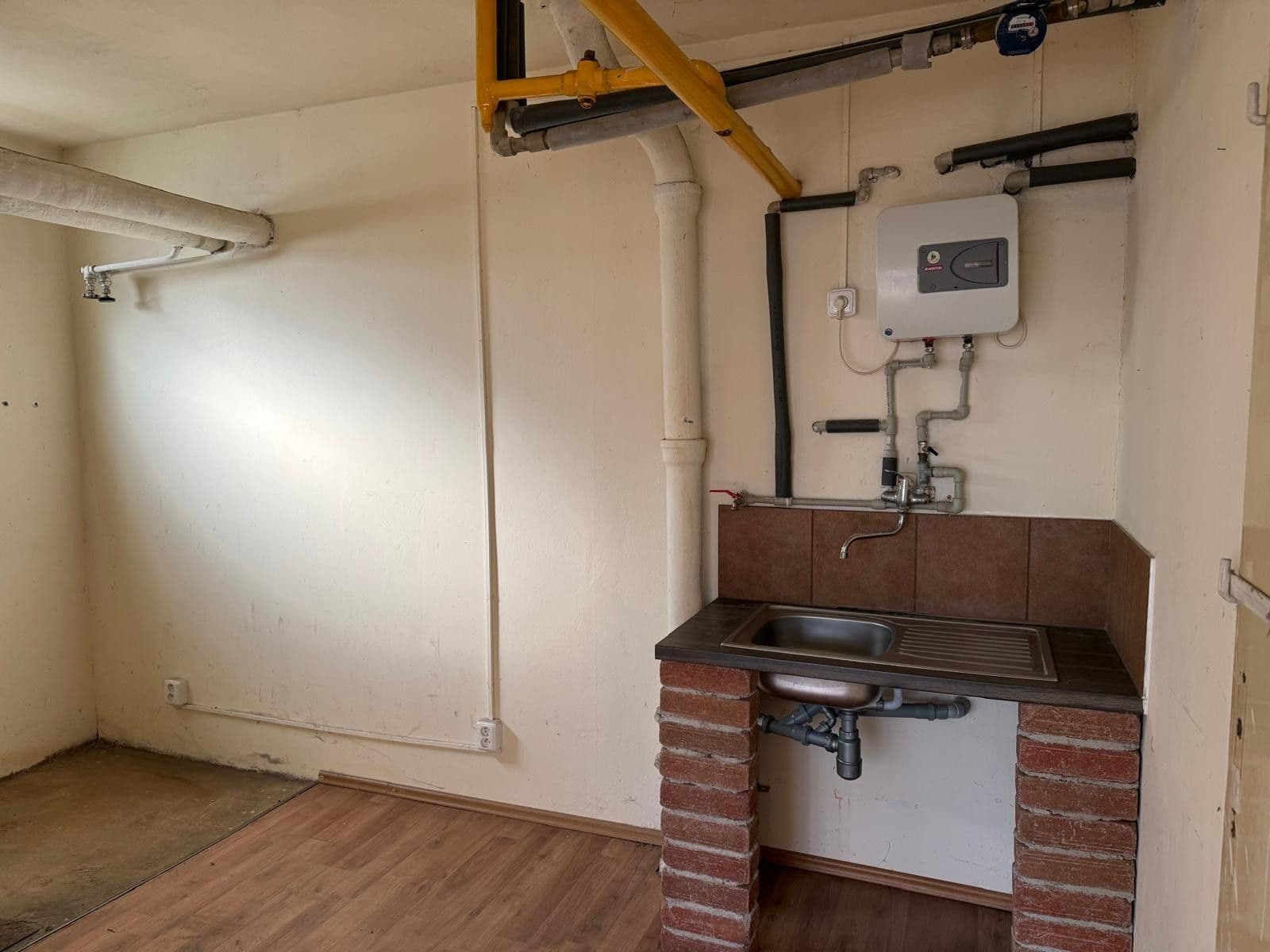 non-residential property to rent, 29 m², Havlínova, Prague, Prague non-residential property to rent, 29 m², Havlínova, Prague, Prague