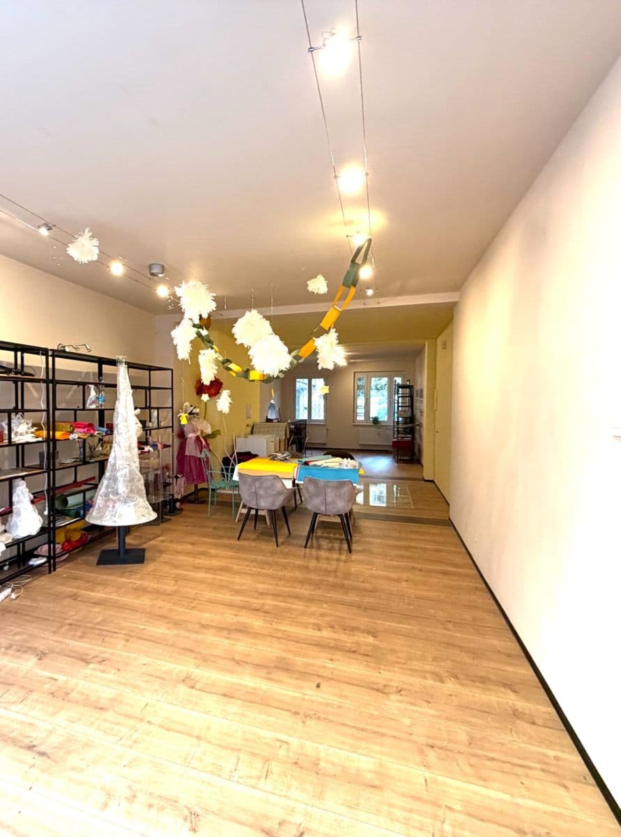 non-residential property to rent, 107 m², Vlašská, Prague, Prague non-residential property to rent, 107 m², Vlašská, Prague, Prague