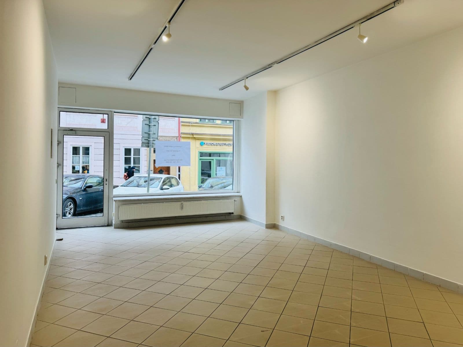 non-residential property to rent, 107 m², Vlašská, Prague, Prague non-residential property to rent, 107 m², Vlašská, Prague, Prague