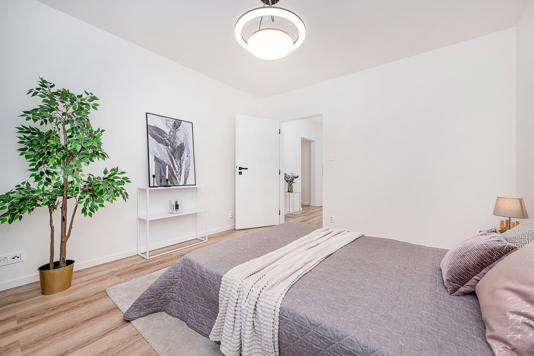 3 bedroom with open-plan kitchen flat for sale, 74 m², Kunínova, Prague, Prague 3 bedroom with open-plan kitchen flat for sale, 74 m², Kunínova, Prague, Prague