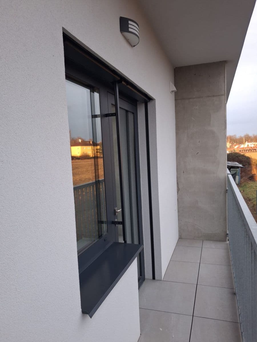 Studio flat to rent, 32 m², Douchova, Prague, Prague Studio flat to rent, 32 m², Douchova, Prague, Prague