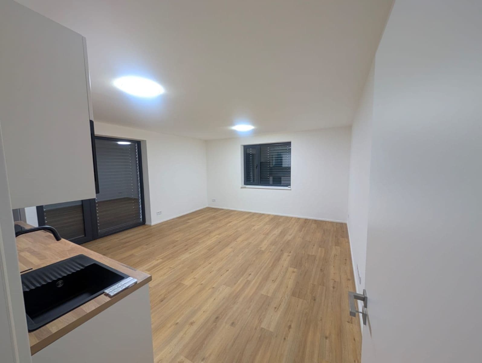 Studio flat to rent, 39 m², Na Průhonu, Plzeň, Plzeňský Region Studio flat to rent, 39 m², Na Průhonu, Plzeň, Plzeňský Region