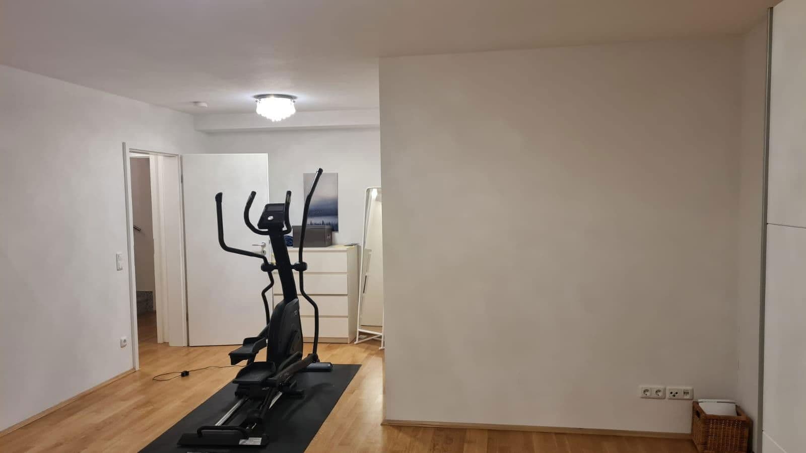 2 bedroom with open-plan kitchen flat to rent, 125 m², München, Bavaria 2 bedroom with open-plan kitchen flat to rent, 125 m², München, Bavaria