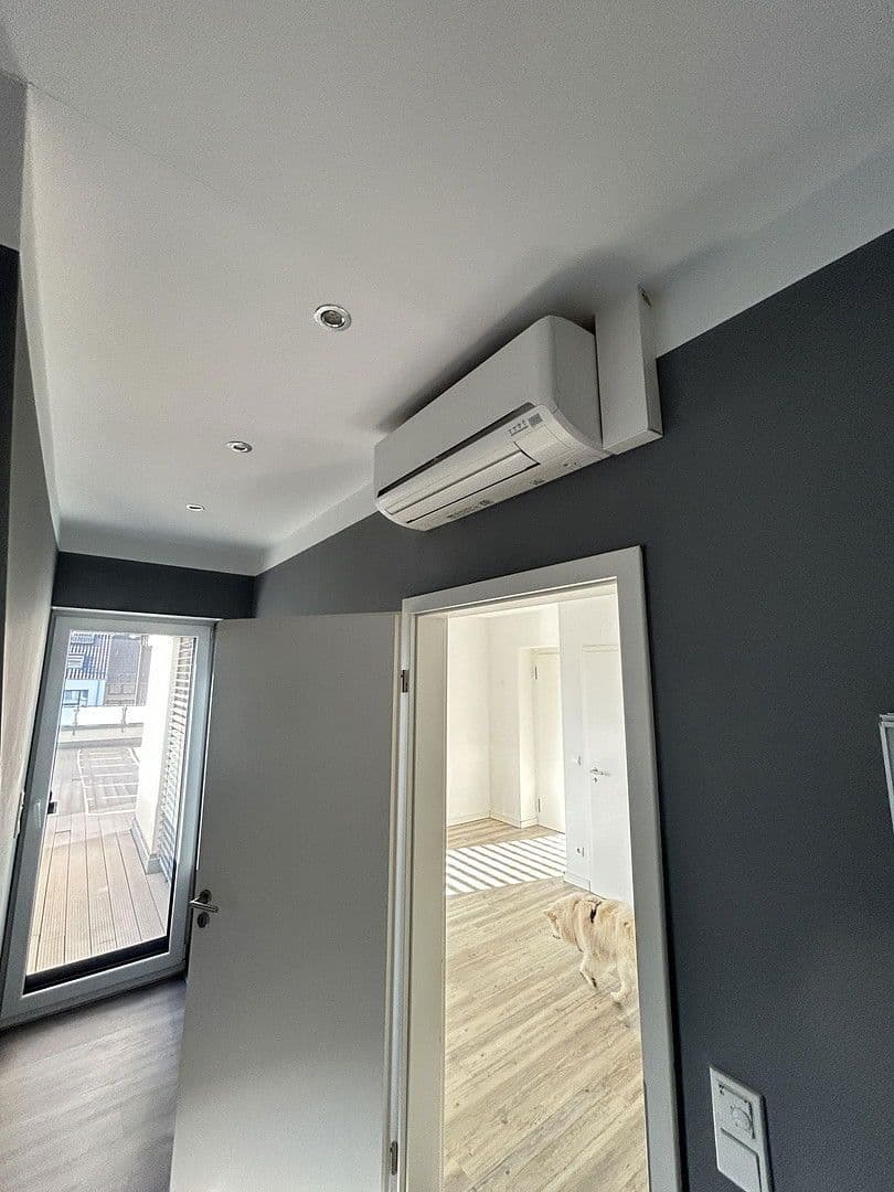 4 bedroom with open-plan kitchen flat to rent, 226 m², Lambertusstr.36, Troisdorf, North Rhine-Westphalia 4 bedroom with open-plan kitchen flat to rent, 226 m², Lambertusstr.36, Troisdorf, North Rhine-Westphalia