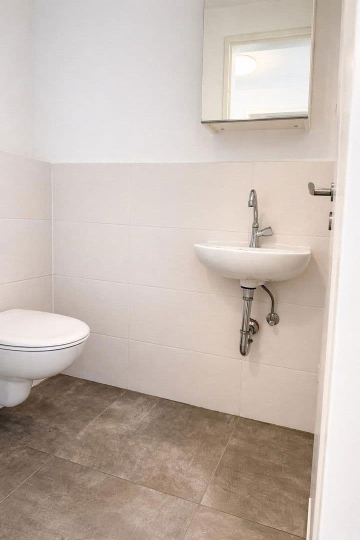 2 bedroom flat for sale, 70 m², Düsseldorf, North Rhine-Westphalia 2 bedroom flat for sale, 70 m², Düsseldorf, North Rhine-Westphalia