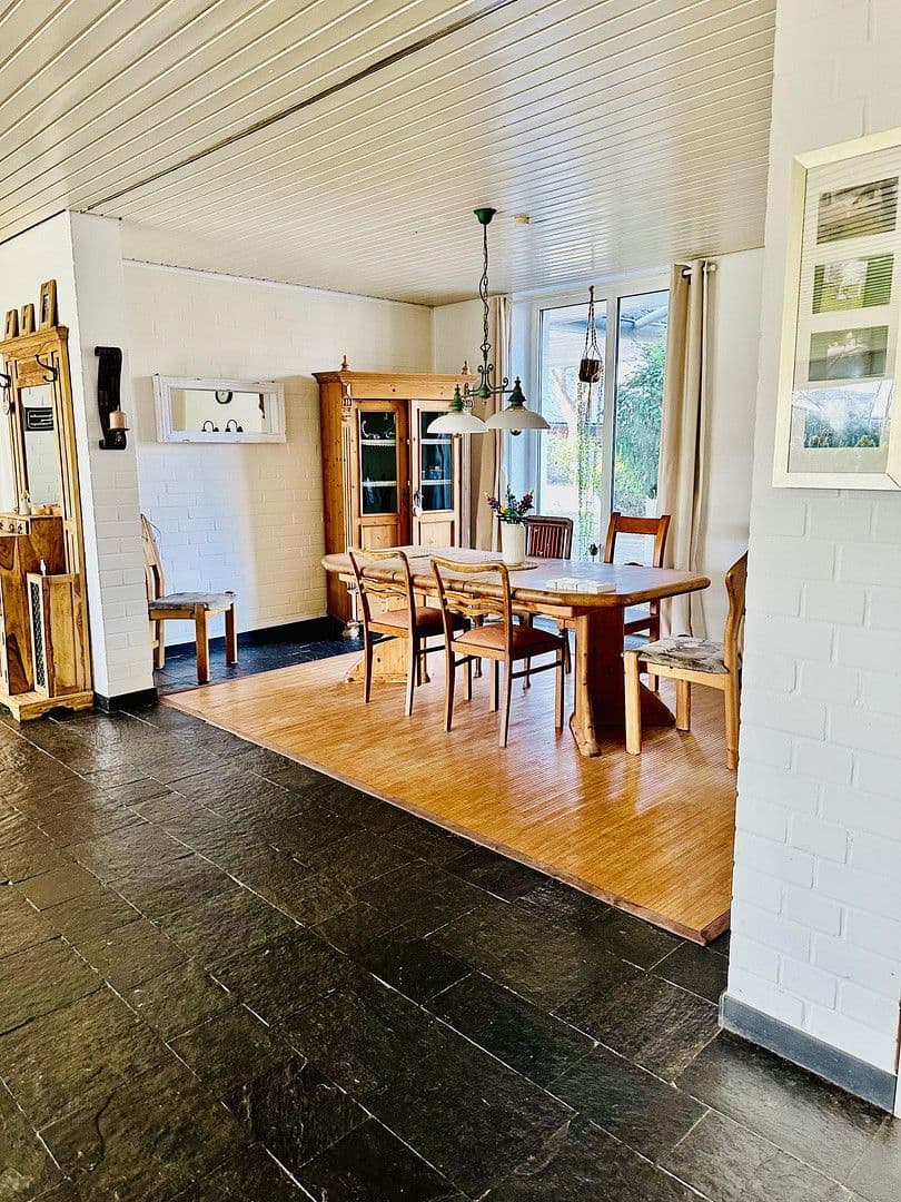 6 bedroom flat to rent, 255 m², Großhorst, Isernhagen, Lower Saxony 6 bedroom flat to rent, 255 m², Großhorst, Isernhagen, Lower Saxony