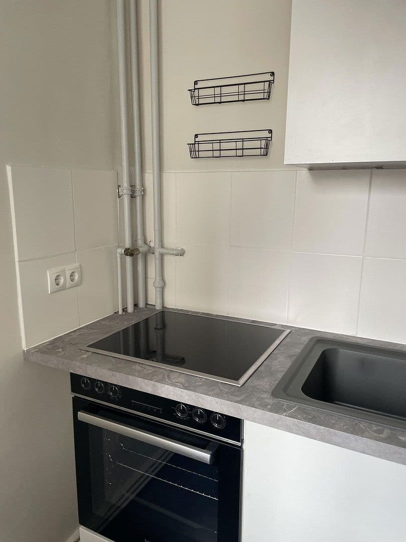 1 bedroom with open-plan kitchen flat to rent, 71 m², Zillestraße 2, Berlin, Berlin 1 bedroom with open-plan kitchen flat to rent, 71 m², Zillestraße 2, Berlin, Berlin