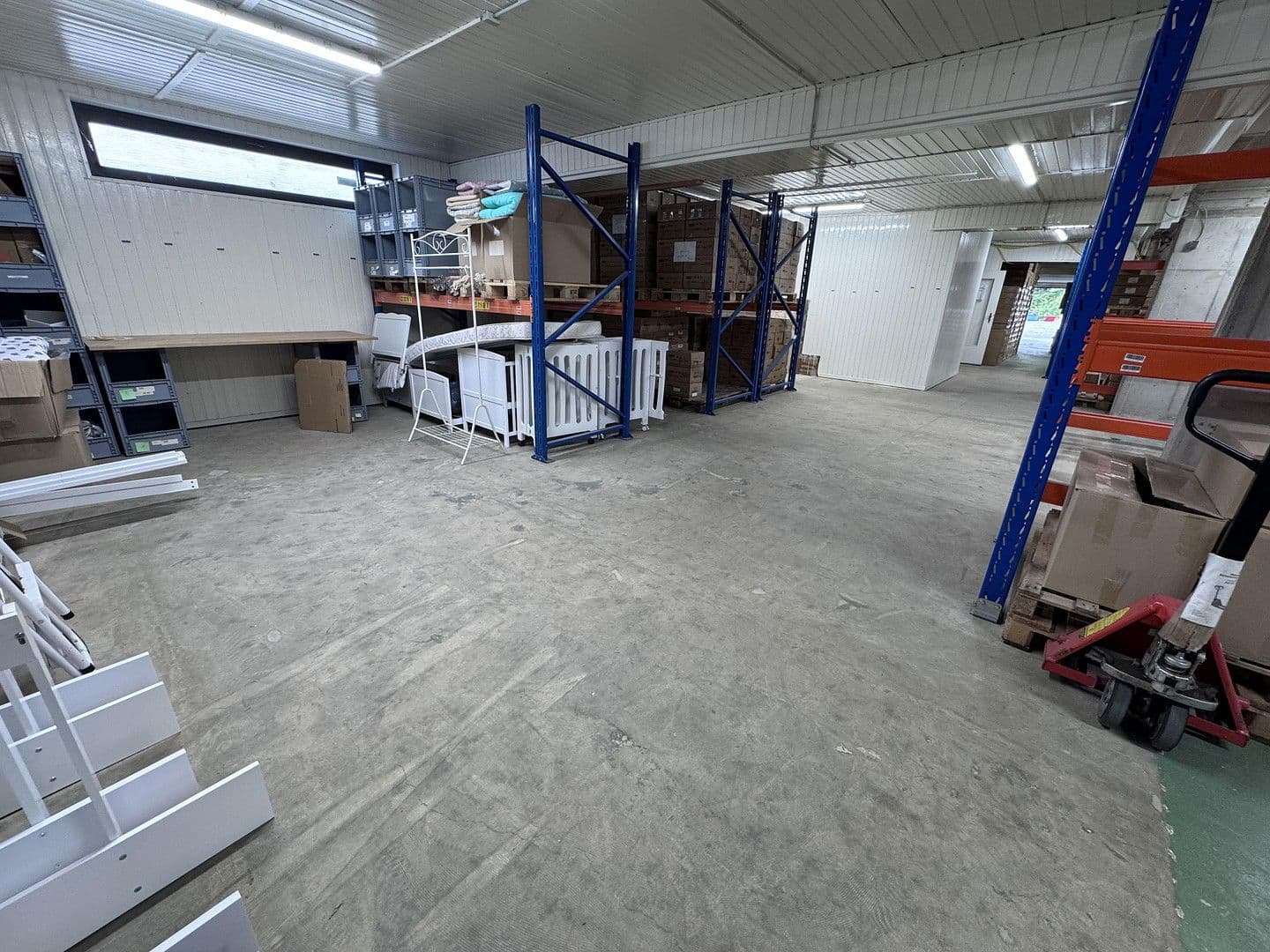 non-residential property to rent, 380 m², Humboldtstraße, 9-11, Neunkirchen-Seelscheid, North Rhine-Westphalia non-residential property to rent, 380 m², Humboldtstraße, 9-11, Neunkirchen-Seelscheid, North Rhine-Westphalia