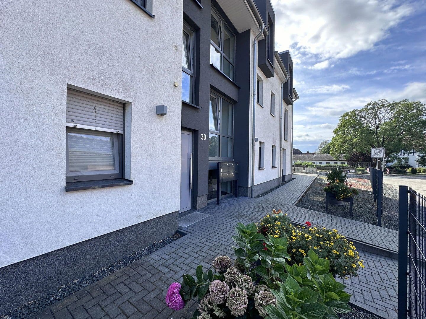 4 bedroom flat to rent, 111 m², Sassenburg, Lower Saxony 4 bedroom flat to rent, 111 m², Sassenburg, Lower Saxony