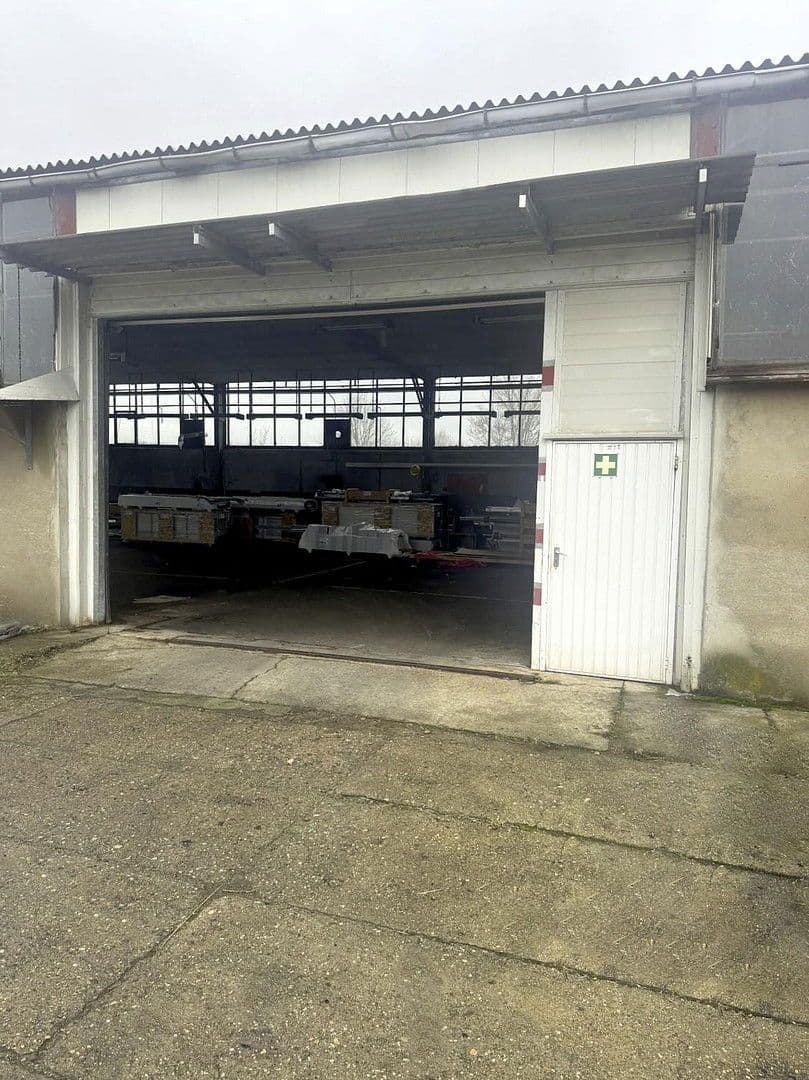 non-residential property to rent, 560 m², Siegerslebener Str. 12 - Gewerbepark, Eilsleben, Saxony-Anhalt non-residential property to rent, 560 m², Siegerslebener Str. 12 - Gewerbepark, Eilsleben, Saxony-Anhalt