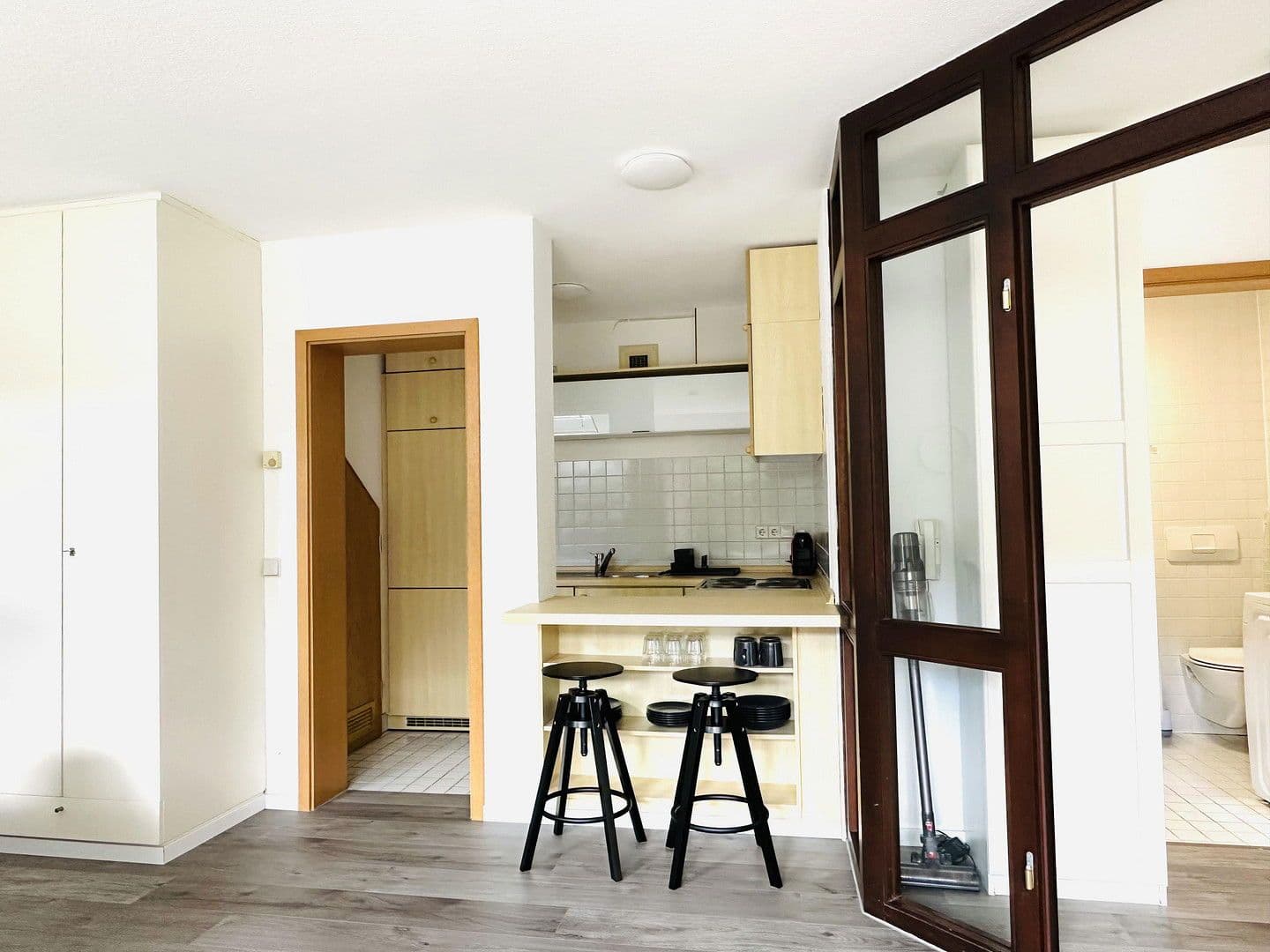 Studio flat to rent, 40 m², Im Oberen Kienle 71, Stuttgart, Baden-Württemberg Studio flat to rent, 40 m², Im Oberen Kienle 71, Stuttgart, Baden-Württemberg