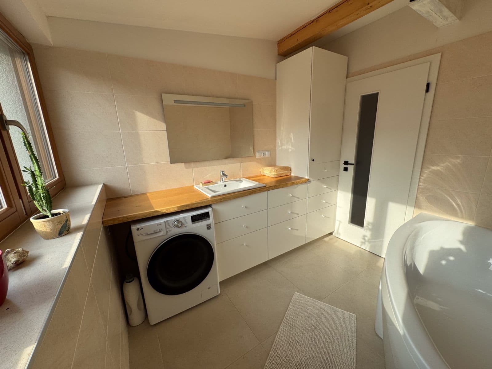 house to rent, 160 m², Hradešín, Středočeský Region house to rent, 160 m², Hradešín, Středočeský Region