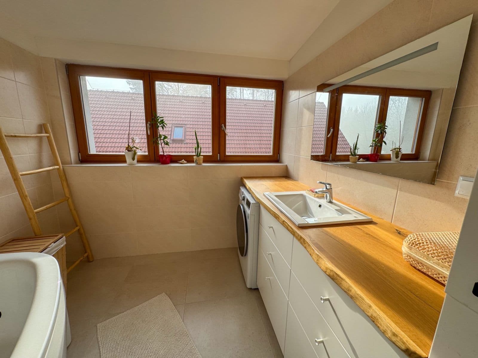 house to rent, 160 m², Hradešín, Středočeský Region house to rent, 160 m², Hradešín, Středočeský Region