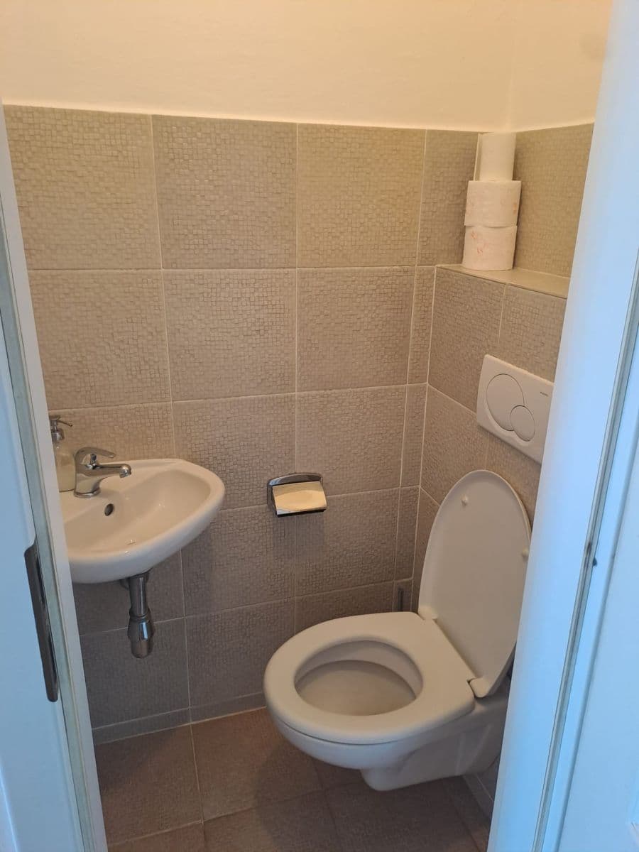 2 bedroom with open-plan kitchen flat for sale, 65 m², Nezamyslova, Brno, Jihomoravský Region 2 bedroom with open-plan kitchen flat for sale, 65 m², Nezamyslova, Brno, Jihomoravský Region