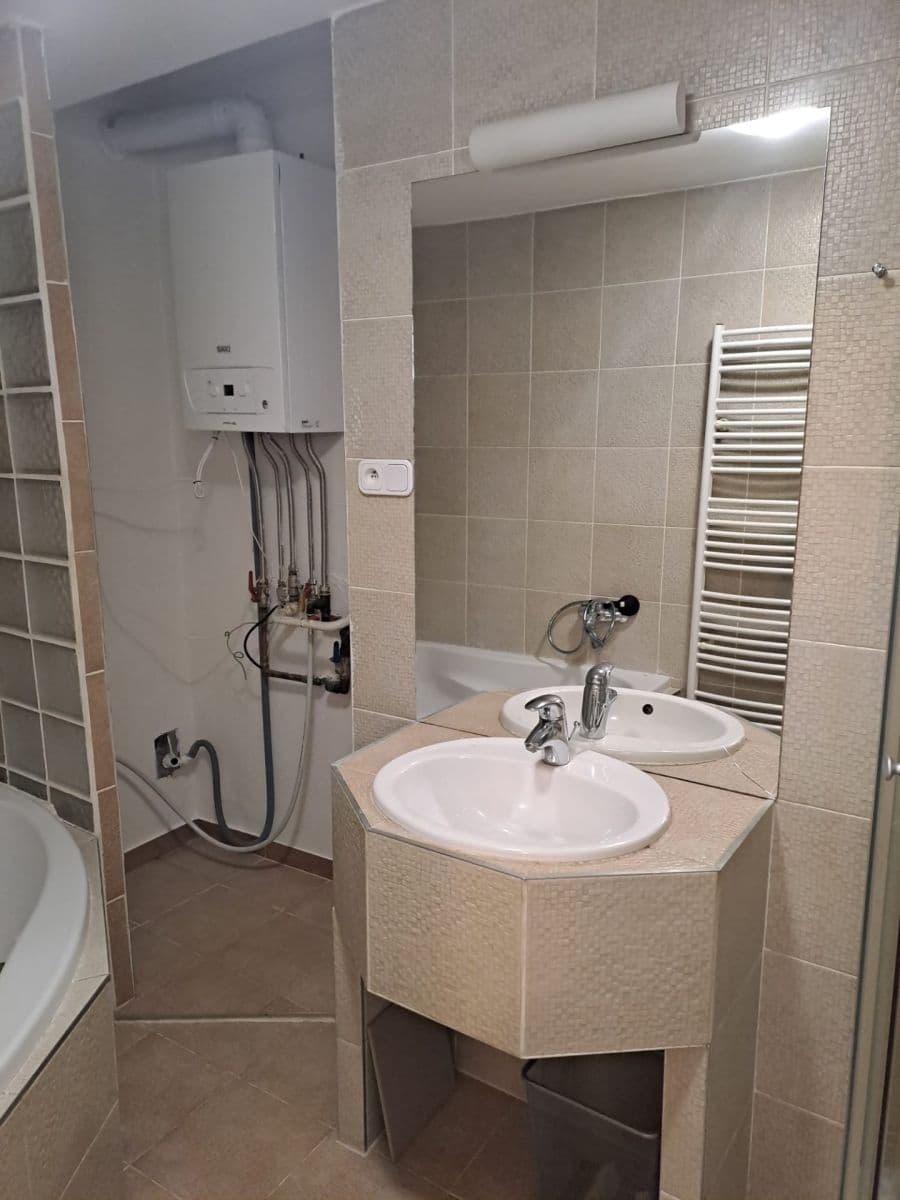 2 bedroom with open-plan kitchen flat for sale, 65 m², Nezamyslova, Brno, Jihomoravský Region 2 bedroom with open-plan kitchen flat for sale, 65 m², Nezamyslova, Brno, Jihomoravský Region