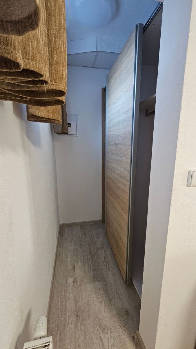 2 bedroom flat to rent, 55 m², V Padolině, Prague, Prague 2 bedroom flat to rent, 55 m², V Padolině, Prague, Prague