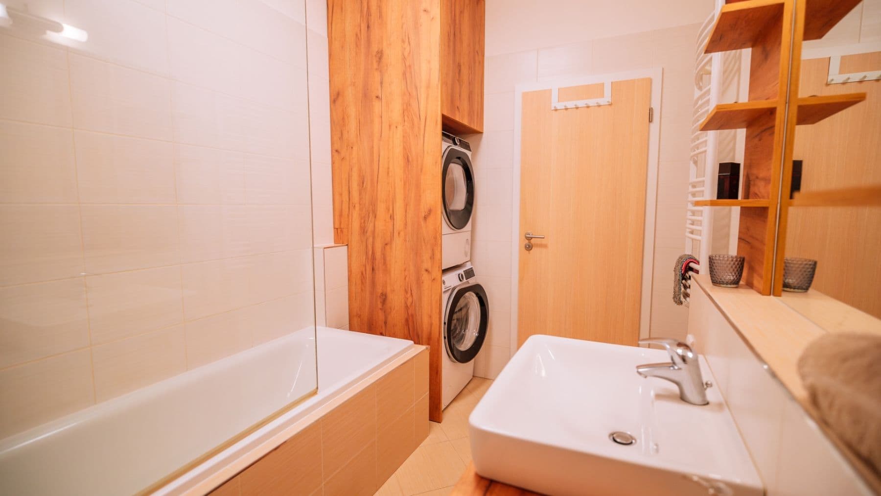 1 bedroom with open-plan kitchen flat for sale, 54 m², Svitákova, Prague, Prague 1 bedroom with open-plan kitchen flat for sale, 54 m², Svitákova, Prague, Prague