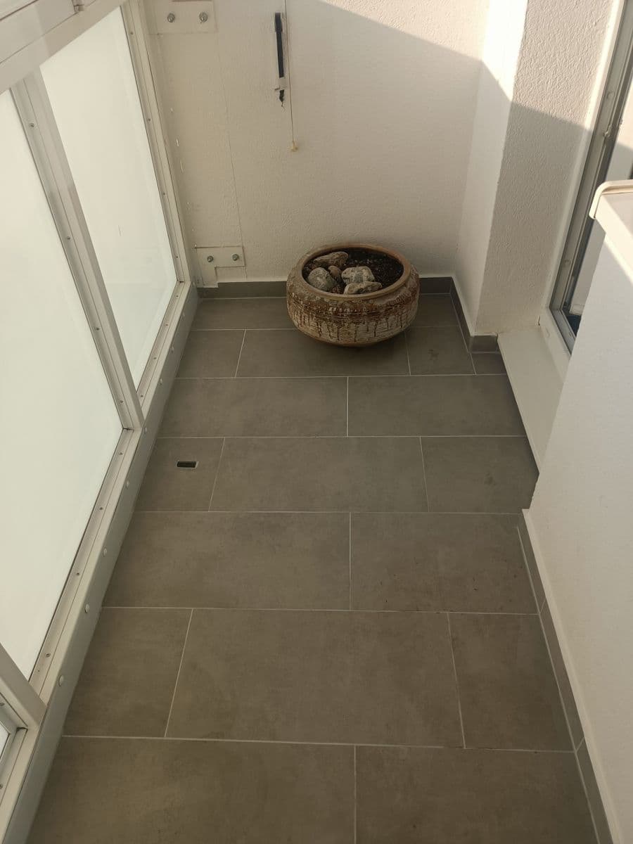 2 bedroom with open-plan kitchen flat to rent, 65 m², Janovská, Prague, Prague 2 bedroom with open-plan kitchen flat to rent, 65 m², Janovská, Prague, Prague