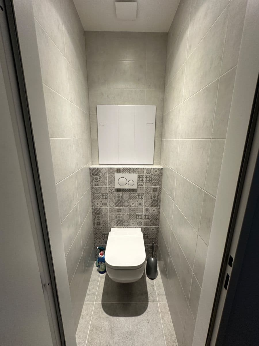 3 bedroom flat for sale, 67 m², Brigádníků, Karlovy Vary, Karlovarský Region 3 bedroom flat for sale, 67 m², Brigádníků, Karlovy Vary, Karlovarský Region