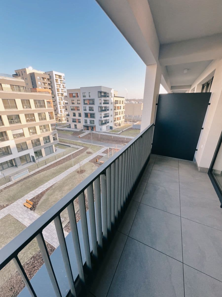 Studio flat to rent, 32 m², Poděbradská, Prague, Prague Studio flat to rent, 32 m², Poděbradská, Prague, Prague