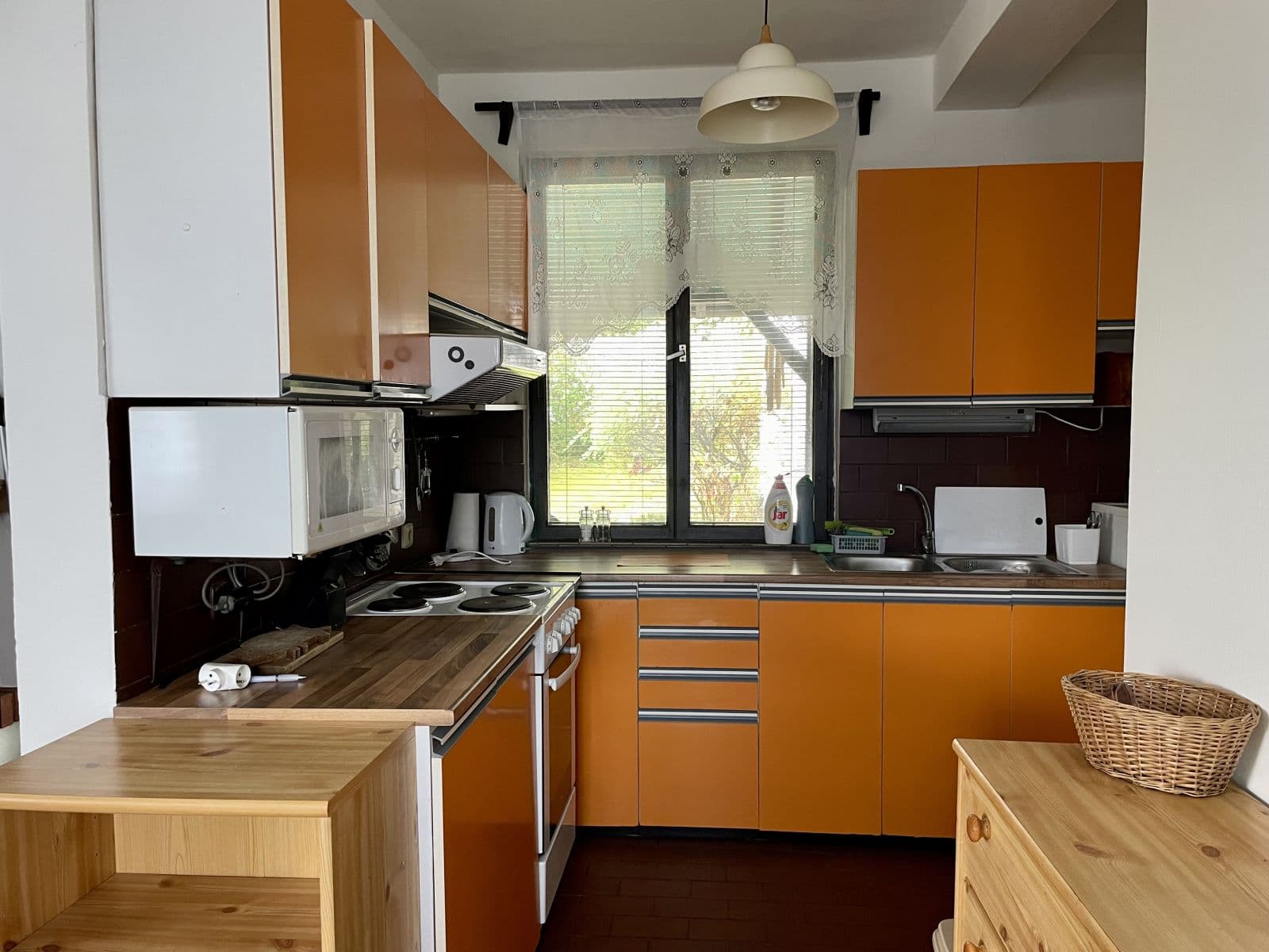 house to rent, 250 m², Morušová, Senohraby, Středočeský Region house to rent, 250 m², Morušová, Senohraby, Středočeský Region