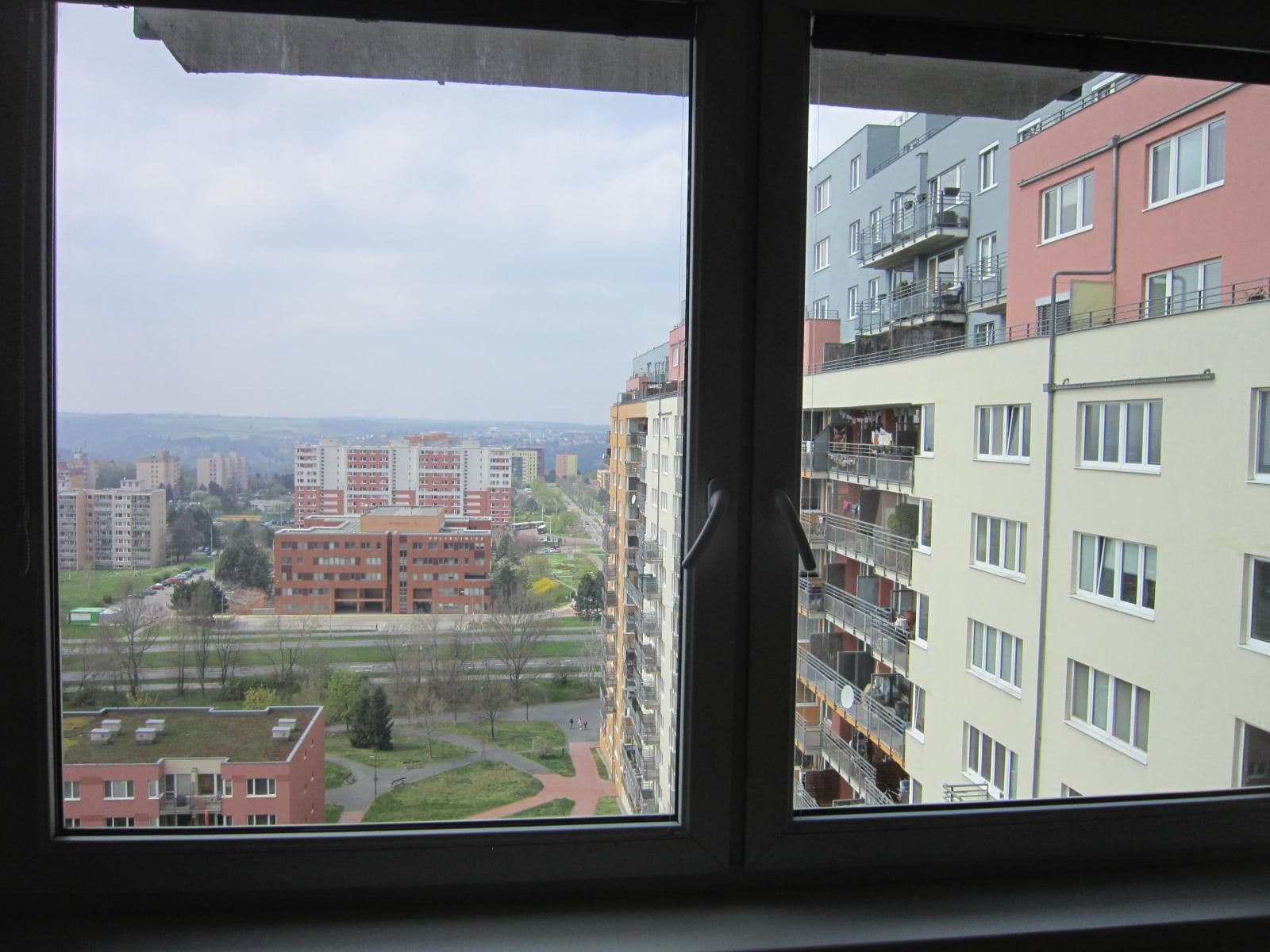 1 bedroom with open-plan kitchen flat to rent, 38 m², Hnězdenská, Prague, Prague 1 bedroom with open-plan kitchen flat to rent, 38 m², Hnězdenská, Prague, Prague