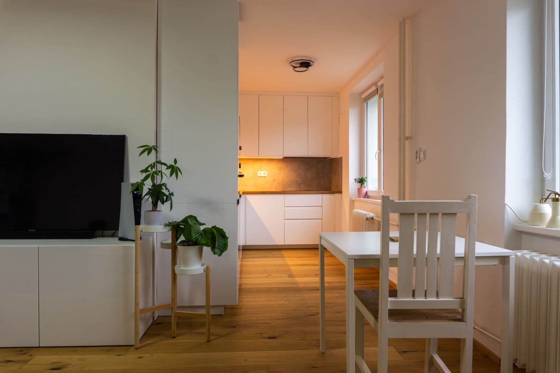 2 bedroom with open-plan kitchen flat to rent, 65 m², Slévačská, Prague, Prague 2 bedroom with open-plan kitchen flat to rent, 65 m², Slévačská, Prague, Prague