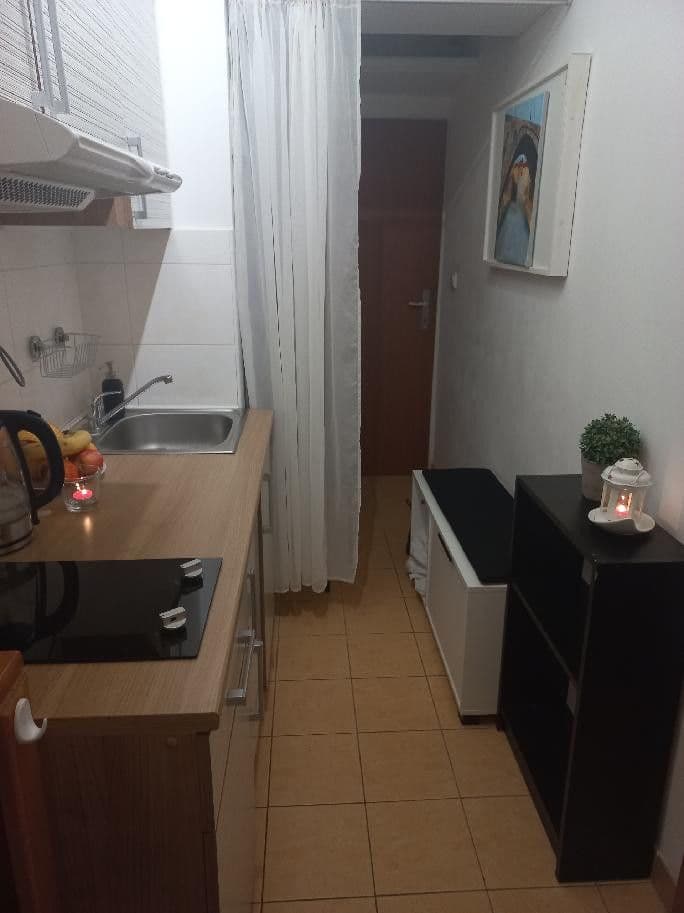 Studio flat to rent, 35 m², V Horní Stromce, Prague, Prague Studio flat to rent, 35 m², V Horní Stromce, Prague, Prague