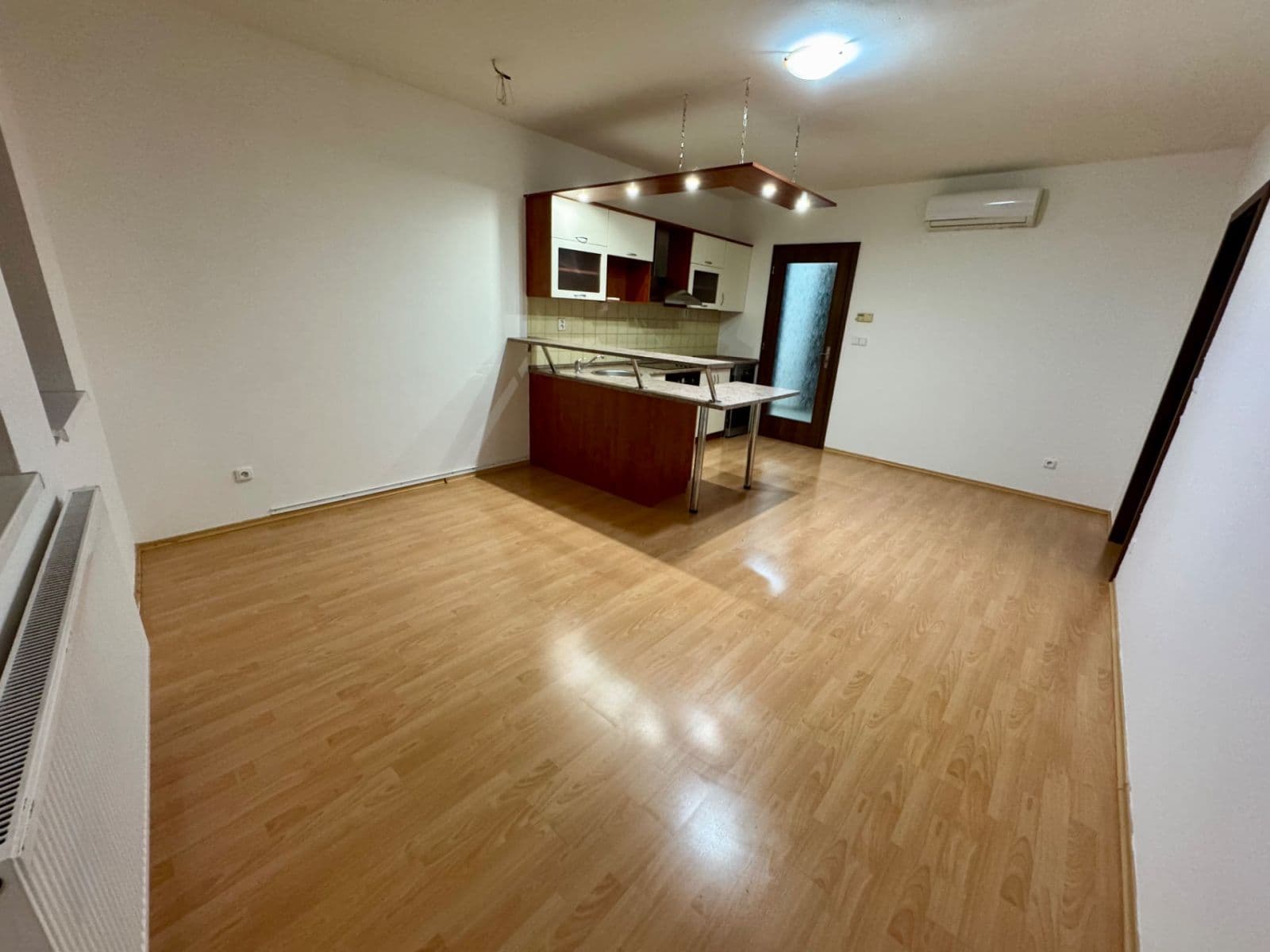 2 bedroom with open-plan kitchen flat to rent, 75 m², Chelčického, Kolín, Středočeský Region 2 bedroom with open-plan kitchen flat to rent, 75 m², Chelčického, Kolín, Středočeský Region