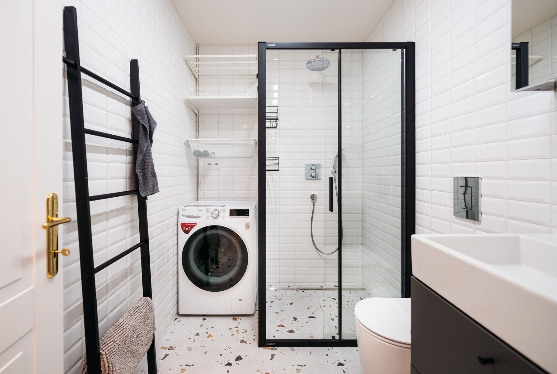 Studio flat to rent, 32 m², Ovenecká, Prague, Prague Studio flat to rent, 32 m², Ovenecká, Prague, Prague