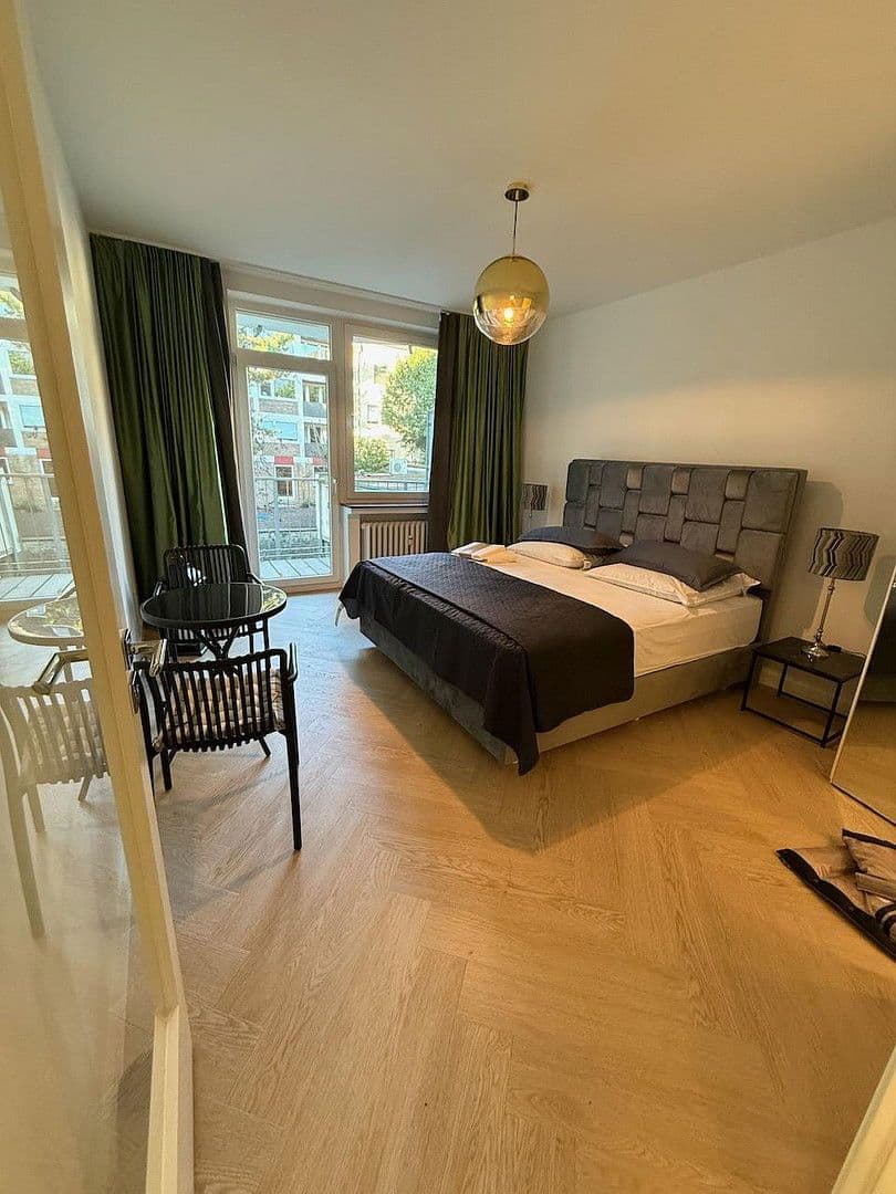 3 bedroom flat to rent, 90 m², Konrad-Adenauer-Ufer 31, Köln, North Rhine-Westphalia 3 bedroom flat to rent, 90 m², Konrad-Adenauer-Ufer 31, Köln, North Rhine-Westphalia