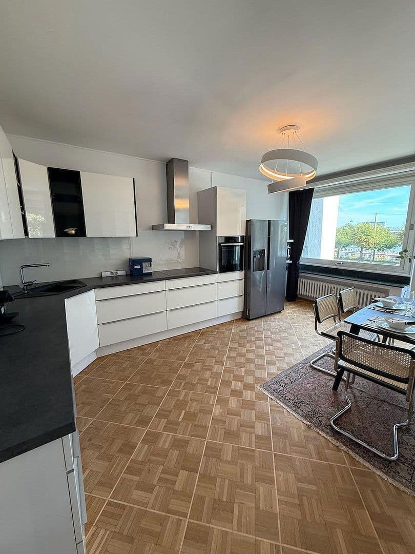 3 bedroom flat to rent, 90 m², Konrad-Adenauer-Ufer 31, Köln, North Rhine-Westphalia 3 bedroom flat to rent, 90 m², Konrad-Adenauer-Ufer 31, Köln, North Rhine-Westphalia