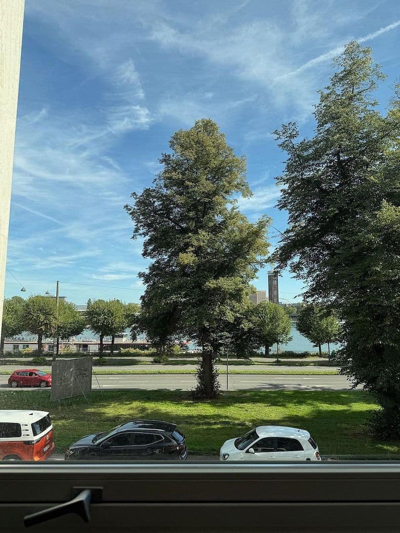 3 bedroom flat to rent, 90 m², Konrad-Adenauer-Ufer 31, Köln, North Rhine-Westphalia 3 bedroom flat to rent, 90 m², Konrad-Adenauer-Ufer 31, Köln, North Rhine-Westphalia