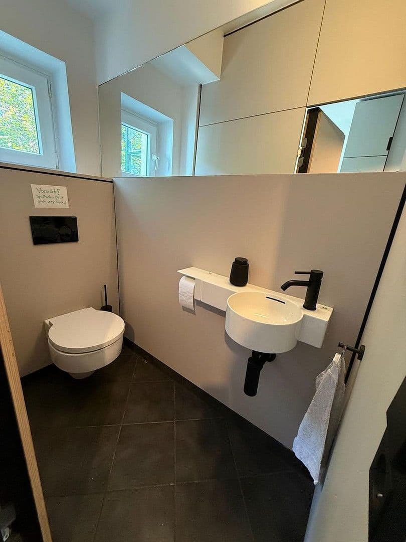 3 bedroom flat to rent, 90 m², Konrad-Adenauer-Ufer 31, Köln, North Rhine-Westphalia 3 bedroom flat to rent, 90 m², Konrad-Adenauer-Ufer 31, Köln, North Rhine-Westphalia