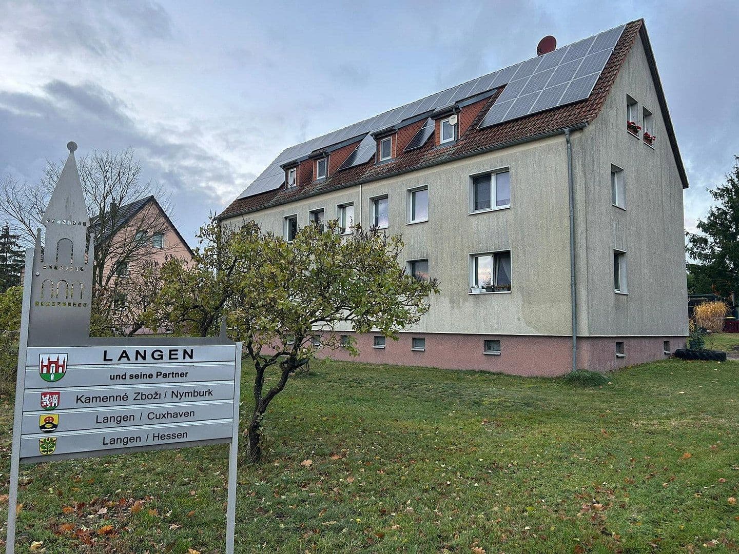 house for sale, 3,286 m², Dorfstr. 90, Fehrbellin, Brandenburg house for sale, 3,286 m², Dorfstr. 90, Fehrbellin, Brandenburg