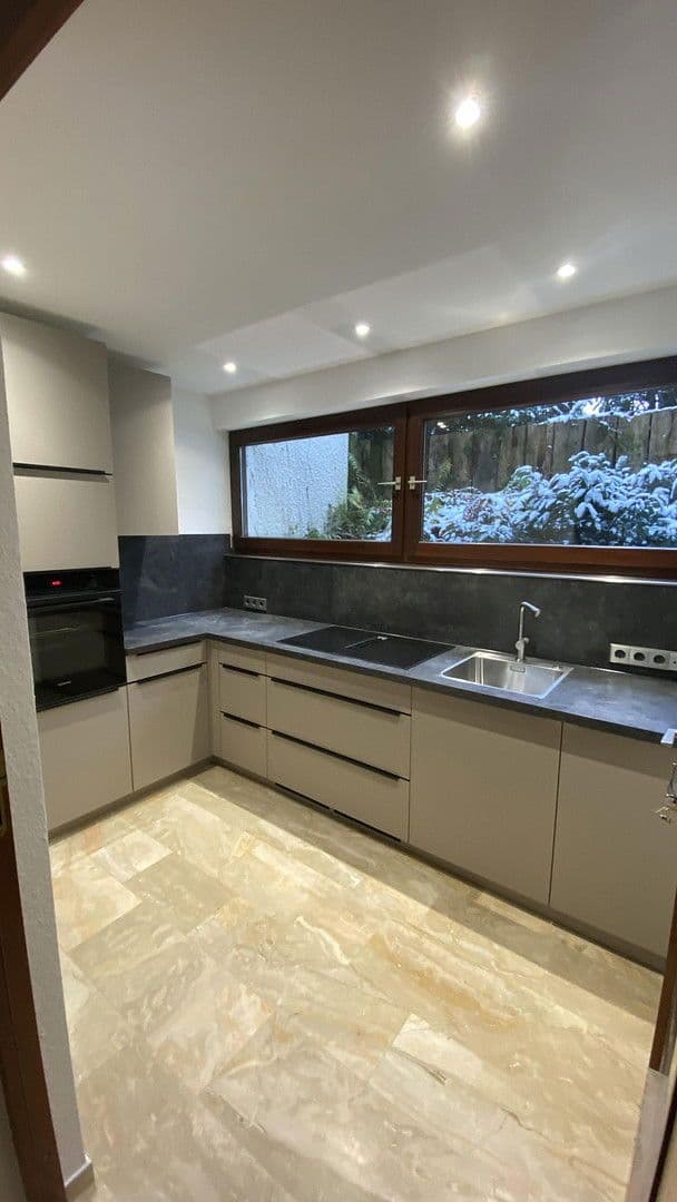 3 bedroom flat to rent, 90 m², Sindelfingen, Baden-Württemberg 3 bedroom flat to rent, 90 m², Sindelfingen, Baden-Württemberg