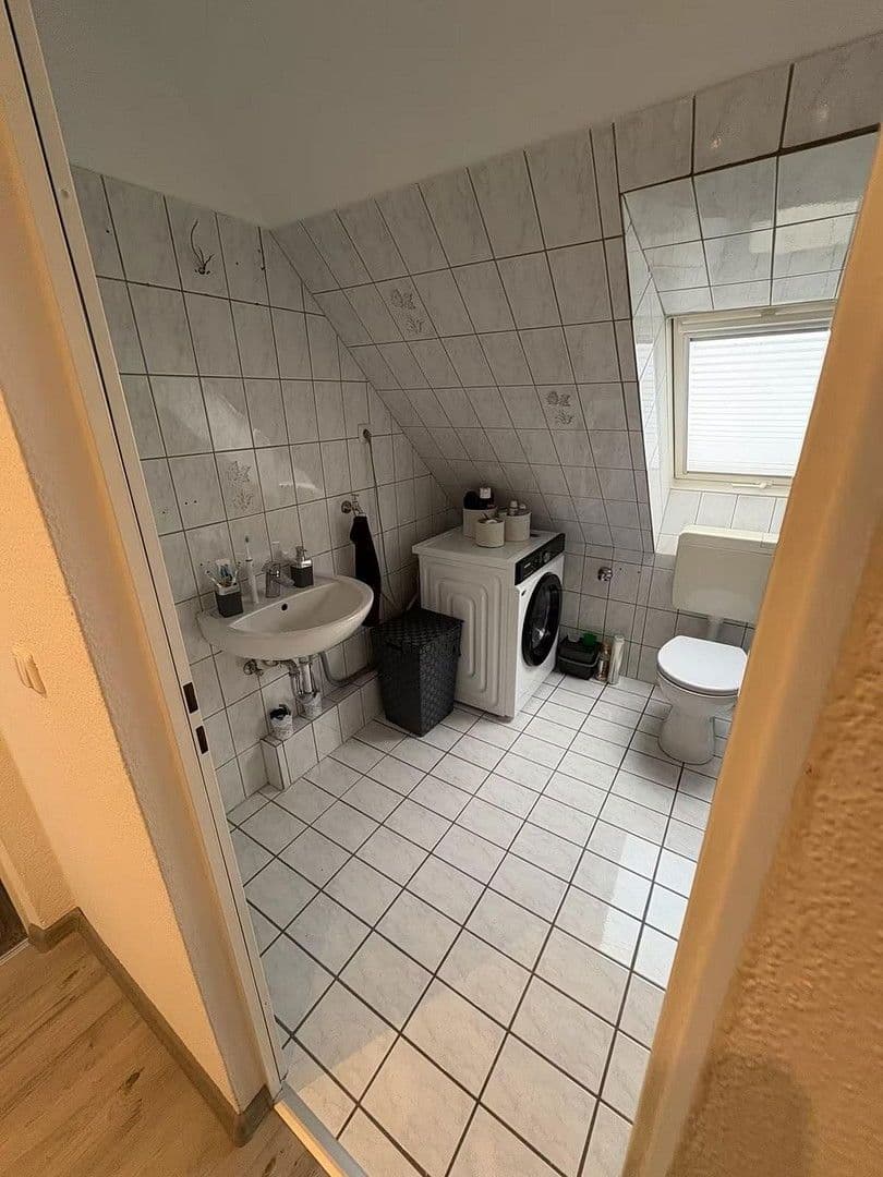 2 bedroom flat to rent, 48 m², Hubertusstrasse 183, Krefeld, North Rhine-Westphalia 2 bedroom flat to rent, 48 m², Hubertusstrasse 183, Krefeld, North Rhine-Westphalia