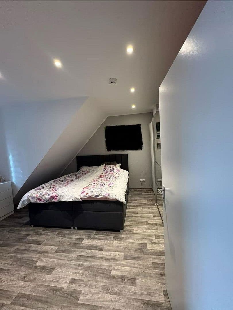 2 bedroom flat to rent, 48 m², Hubertusstrasse 183, Krefeld, North Rhine-Westphalia 2 bedroom flat to rent, 48 m², Hubertusstrasse 183, Krefeld, North Rhine-Westphalia