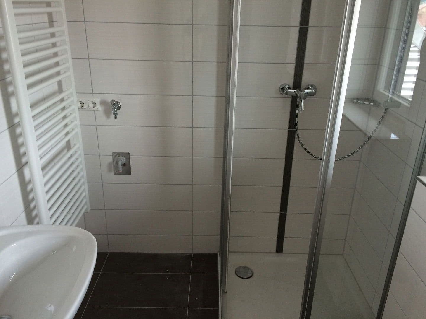 2 bedroom flat to rent, 69 m², Siedlung 17 und 18, Deggendorf, Bavaria 2 bedroom flat to rent, 69 m², Siedlung 17 und 18, Deggendorf, Bavaria