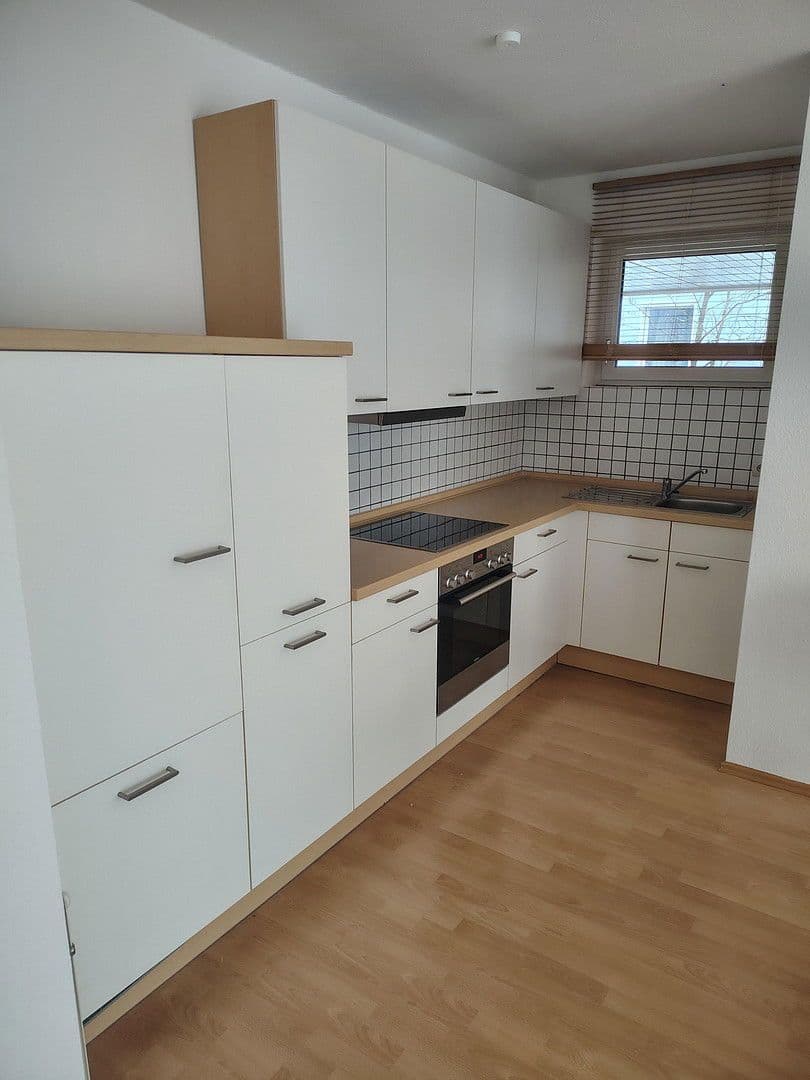 2 bedroom flat to rent, 55 m², Taunusstein, Hesse 2 bedroom flat to rent, 55 m², Taunusstein, Hesse