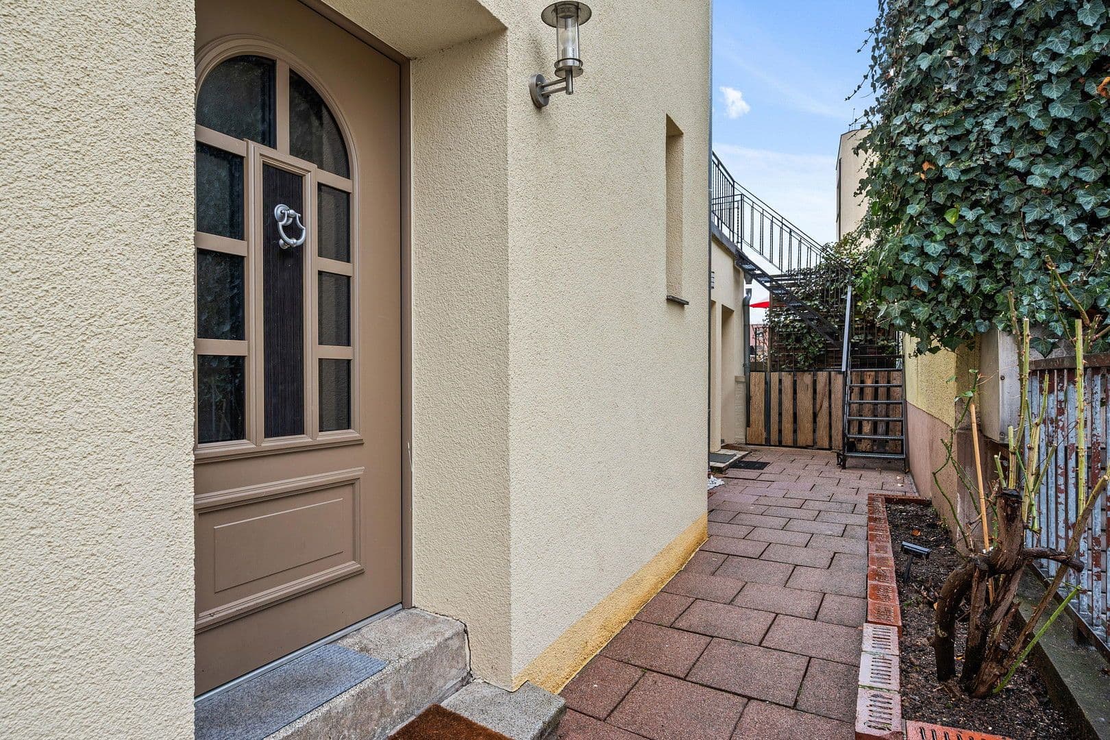 house for sale, 233 m², Besigheimer Str.12, Stuttgart, Baden-Württemberg house for sale, 233 m², Besigheimer Str.12, Stuttgart, Baden-Württemberg