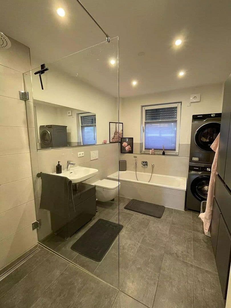 3 bedroom flat to rent, 80 m², Augsburg, Bavaria 3 bedroom flat to rent, 80 m², Augsburg, Bavaria